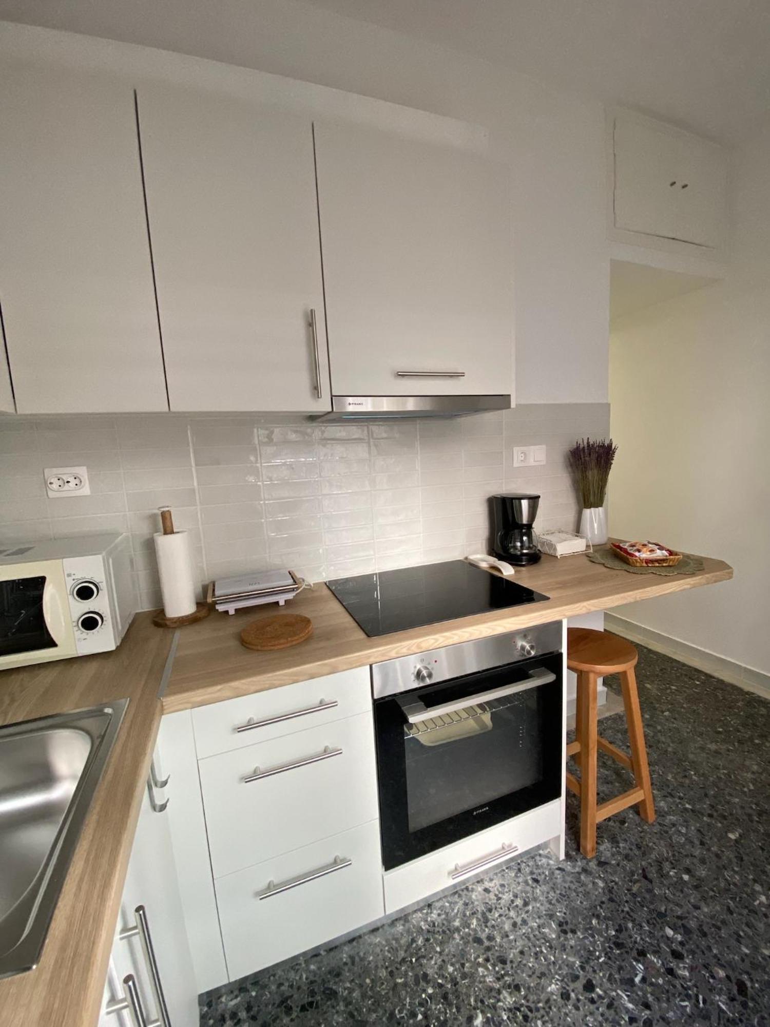 Nadia'S Apartment , Athena Bagian luar foto
