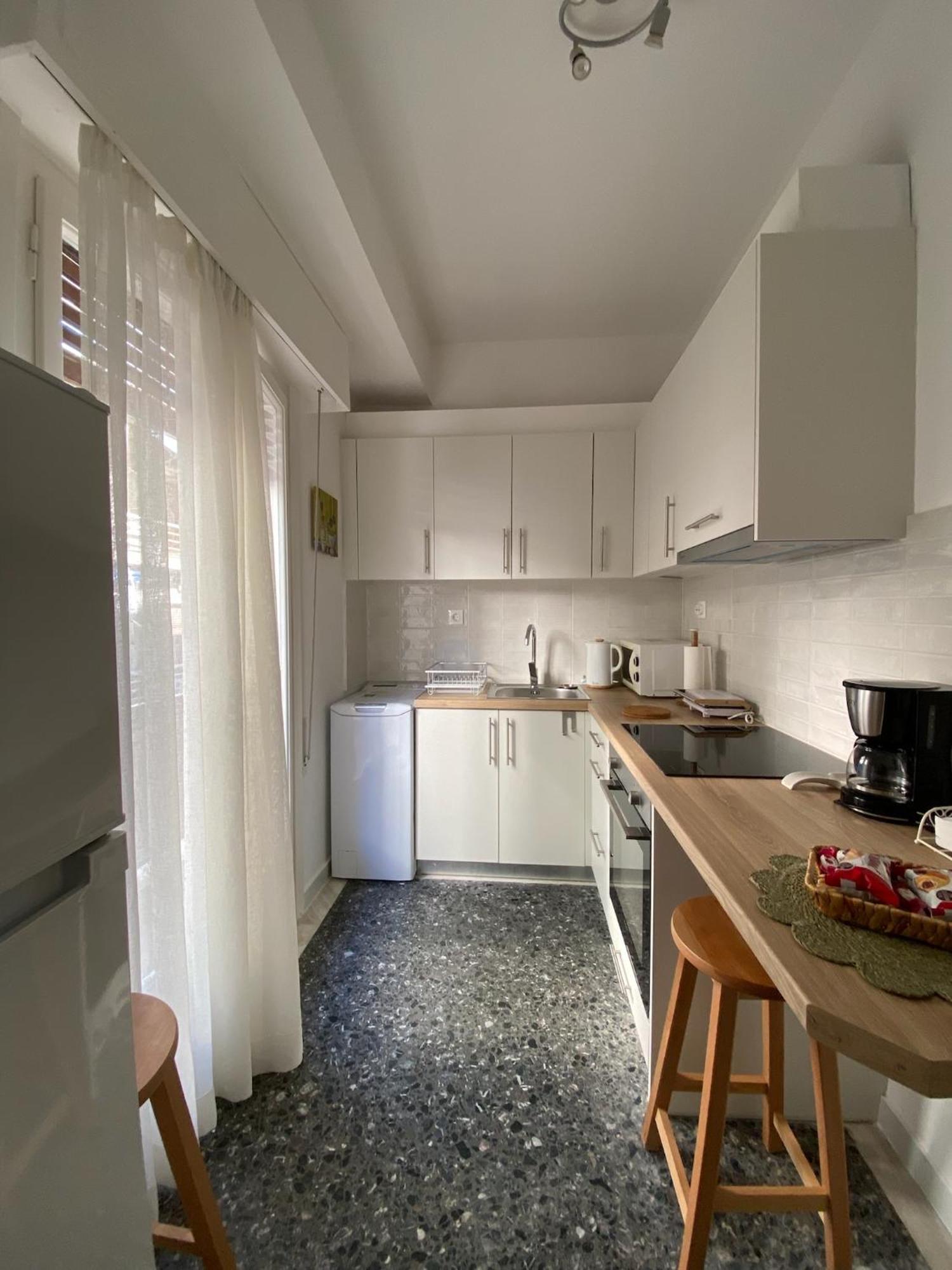 Nadia'S Apartment , Athena Bagian luar foto